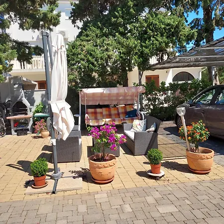 House Apartman